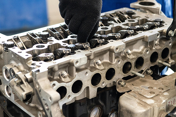 Industrielle CT-Zylinderkopfprüfung: Präzise Fehlererkennung für maximale Produktqualität