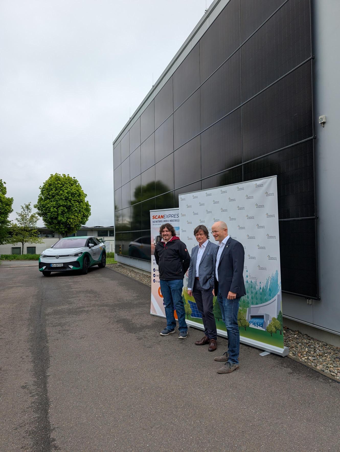 Gemeinsam in die solare Zukunft: Microvista GmbH und Stadtwerke Blankenburg setzen auf innovative Photovoltaiklösung mit Winterstrom-Fokus